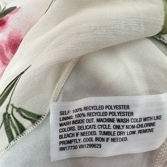 NWOT Wild Fable Floral Tiered Lined Mini Dress Adjustable Straps Size Medium - Picture 8 of 9